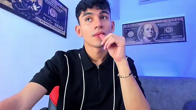 Snapshot of EstebanPerez_ chatting on 13, 1, 2025 EstebanPerez online show from 13, 1, 2025