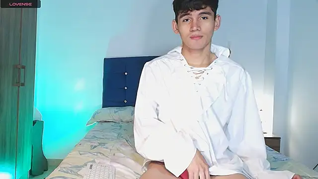 Snapshot of EstebanPerez_ chatting on 14, 3, 2025 EstebanPerez online show from 14, 3, 2025
