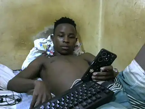 Snapshot of swthairydic chatting on 13, 2, 2025 swthairydic online show from 13, 2, 2025