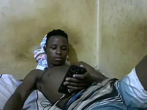 Snapshot of swthairydic chatting on 21, 2, 2025 swthairydic online show from 21, 2, 2025