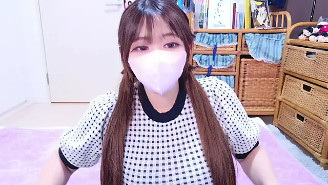 Megu Melon online show from 8, 10, 2025