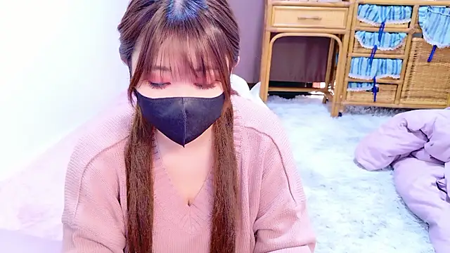 Megu Melon online show from 7, 11, 2025