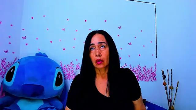 Snapshot of HorniestMilf chatting on 18, 7, 2026 HorniestMilf online show from 18, 7, 2026