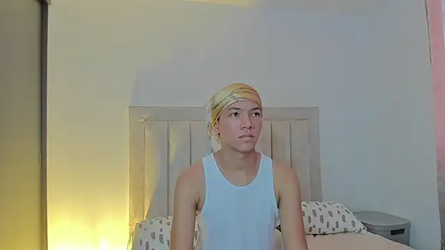 Snapshot of JulianRose_1 chatting on 16, 3, 2025 JulianRose 1 online show from 16, 3, 2025