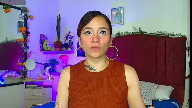 alisson zafiro  online show from 15, 4, 2026