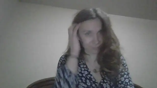 JasmineGlamour online show from 22, 12, 2025