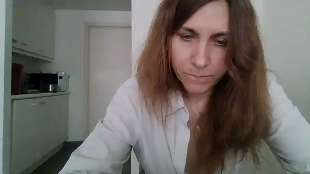 JasmineGlamour online show from 11, 2, 2026