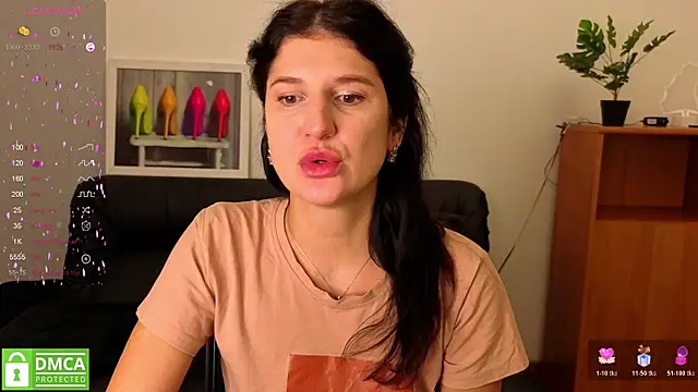 Snapshot of Alianna_Solo_Kisses chatting on 19, 1, 2026 Alianna Solo Kisses online show from 19, 1, 2026