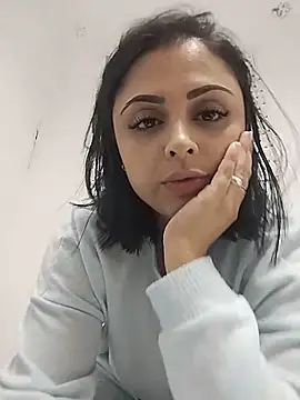 MelannyBell online show from 25, 11, 2025