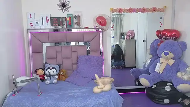 Snapshot of AriadnaCappelletty chatting on 6, 10, 2025 AriadnaCappelletty online show from 6, 10, 2025