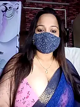 Snapshot of albelasummi702 chatting on 6, 3, 2025 albelasummi702 online show from 6, 3, 2025