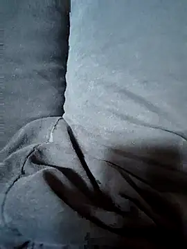 SplitPrestige19 online show from 4, 12, 2025