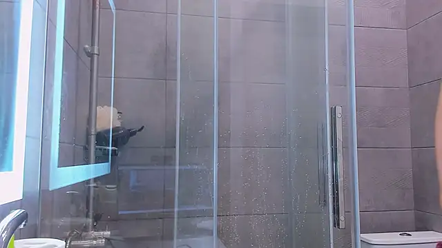 Melanie Angel online show from 29, 1, 2025