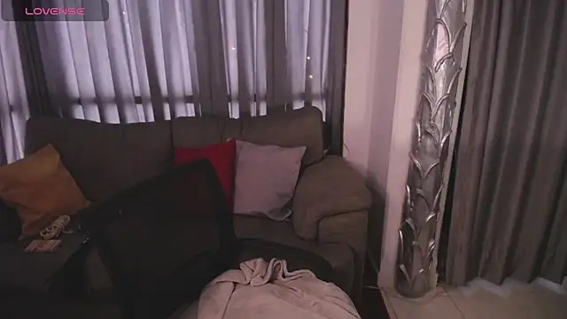 lia huan online show from 3, 2, 2025