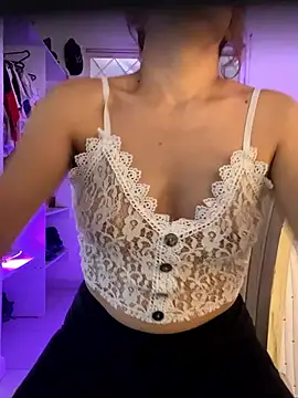 lia huan online show from 30, 9, 2025