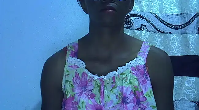 ElianeHot online show from 5, 2, 2025