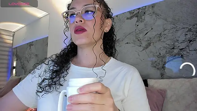 LIZ HOLMES online show from 7, 2, 2026