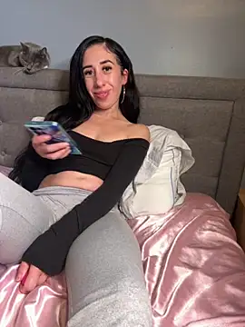 Snapshot of petitebarbiexxx chatting on 1, 10, 2025 petitebarbiexxx online show from 1, 10, 2025