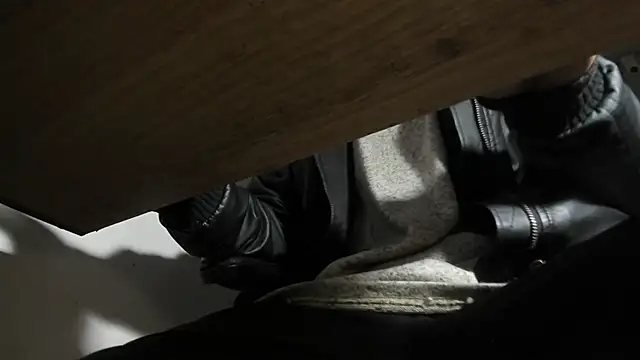 s sven03 online show from 9, 2, 2025