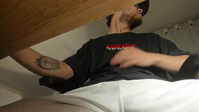 s sven03 online show from 16, 2, 2025