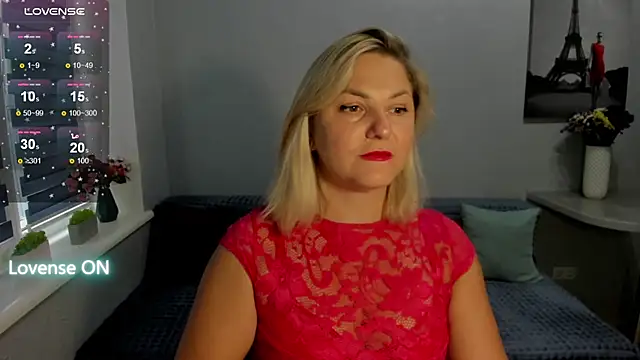 Snapshot of sweet___margaret chatting on 1, 10, 2025 sweet margaret online show from 1, 10, 2025