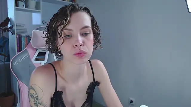 milly ross online show from 23, 12, 2024