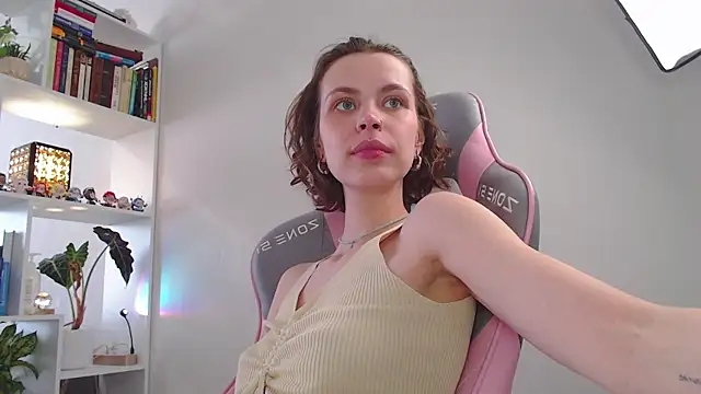 milly ross online show from 24, 2, 2025