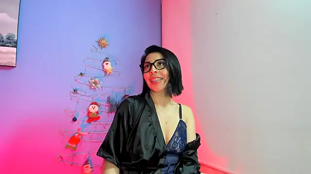 AdelleLennox cg online show from 14, 12, 2024