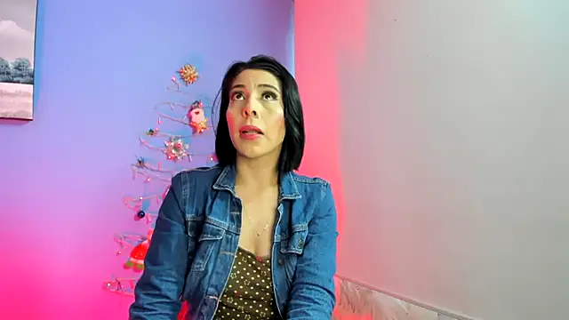 AdelleLennox cg online show from 27, 12, 2024