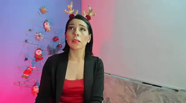 AdelleLennox cg online show from 29, 12, 2024