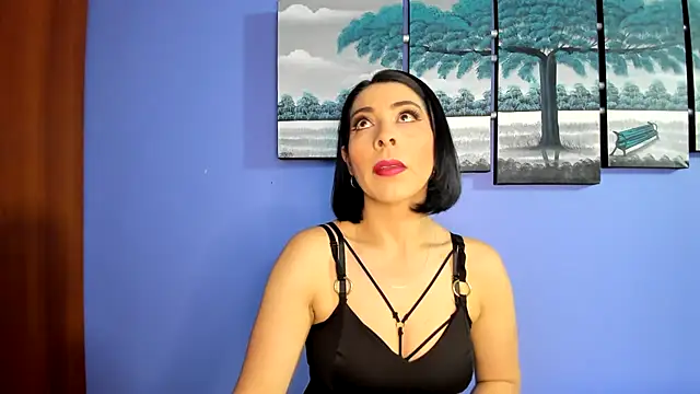 AdelleLennox cg online show from 23, 1, 2025