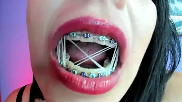 AdelleLennox cg online show from 23, 1, 2025