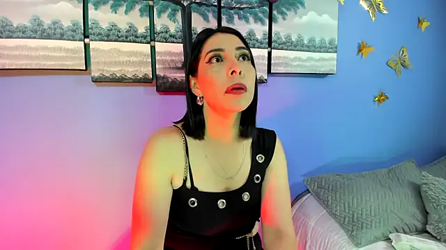 AdelleLennox cg online show from 22, 2, 2025