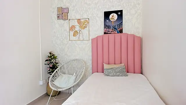 Adria ross online show from 21, 11, 2025