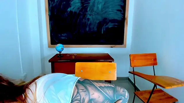 Adria ross online show from 18, 1, 2026