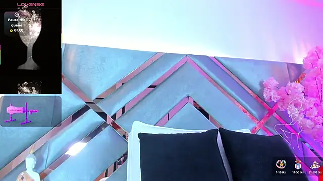 LiaaGenner online show from 8, 11, 2025