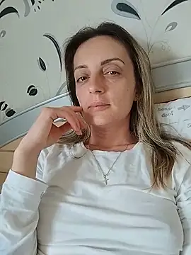 SophyGirl online show from 17, 5, 2026