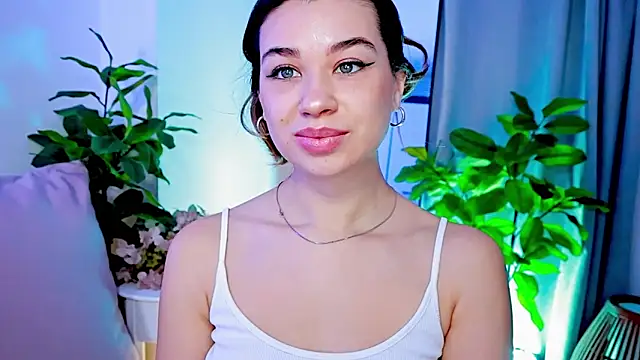 Snapshot of divetagrace chatting on 4, 2, 2026 divetagrace online show from 4, 2, 2026