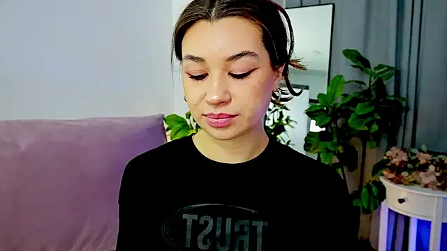 Snapshot of divetagrace chatting on 9, 2, 2026 divetagrace online show from 9, 2, 2026