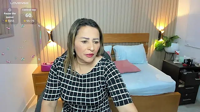 luciana ballesteros  online show from 23, 3, 2026