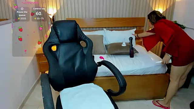 luciana ballesteros  online show from 10, 4, 2026