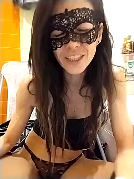 EmySkinny85 online show from 6, 2, 2025