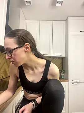 MartiniiSelenna online show from 17, 11, 2025