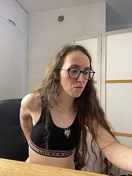 Snapshot of MartiniiSelenna chatting on 18, 6, 2026 MartiniiSelenna online show from 18, 6, 2026