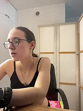 Snapshot of MartiniiSelenna chatting on 29, 6, 2026 MartiniiSelenna online show from 29, 6, 2026