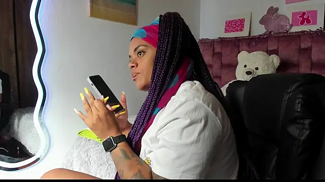 ladyrd1 online show from 19, 10, 2025