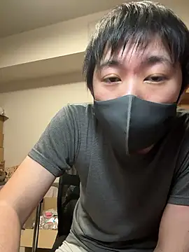 Snapshot of kentyken chatting on 4, 10, 2025 kentyken online show from 4, 10, 2025