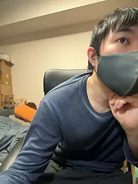 Snapshot of kentyken chatting on 8, 11, 2025 kentyken online show from 8, 11, 2025