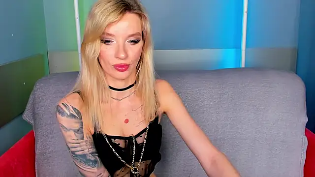 Snapshot of AlinaLovelyX chatting on 29, 4, 2026 AlinaLovelyX online show from 29, 4, 2026