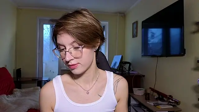 MalvinaBlum online show from 7, 11, 2025